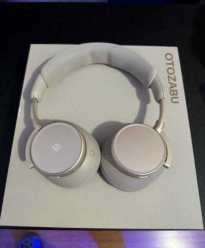 OTOZABU Premium Wireless Active Noise Cancelling Over-Ear Headphones with Protective Carrying Case